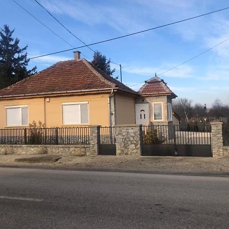 Toerpi Apartman Halmaj 外观 照片