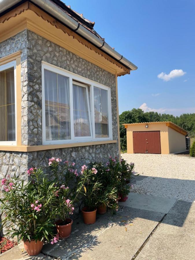 Toerpi Apartman Halmaj 外观 照片